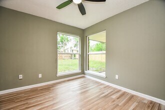 Building Photo - 17022 Quail Park Dr