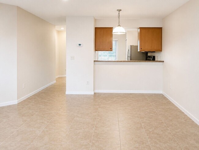 Building Photo - 2/2 In Hunter's Reserve - Water included in rent!