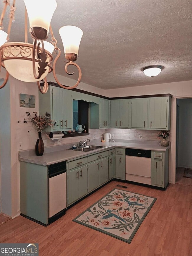 Building Photo - 4400 Winding Creek Dr