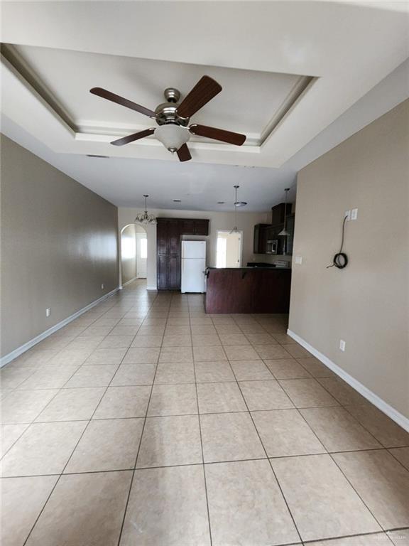 Building Photo - 3702 S Embassy Ave