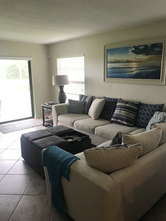 Foto del edificio - 4570 Ocean Beach Blvd