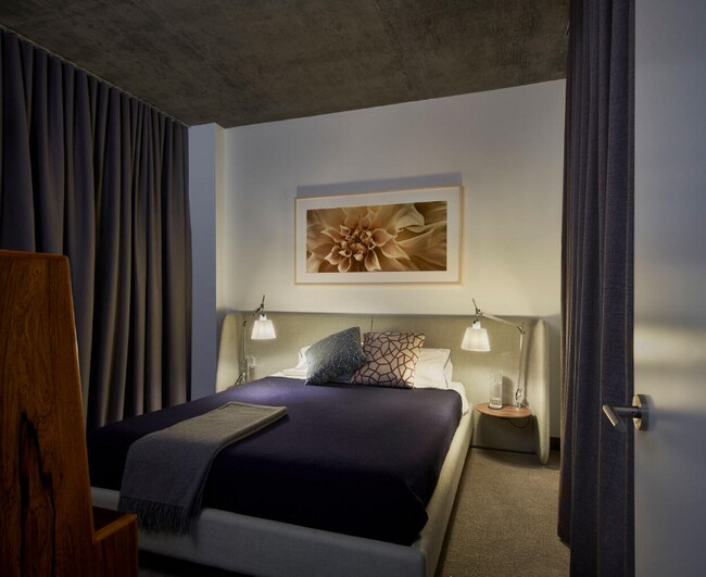 Foto del edificio - 208 N Ada St