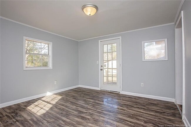 Building Photo - 3513 Rosehill Rd