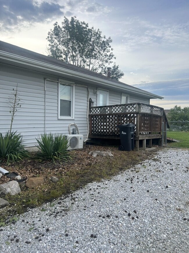 Building Photo - 3505 Westwind Dr