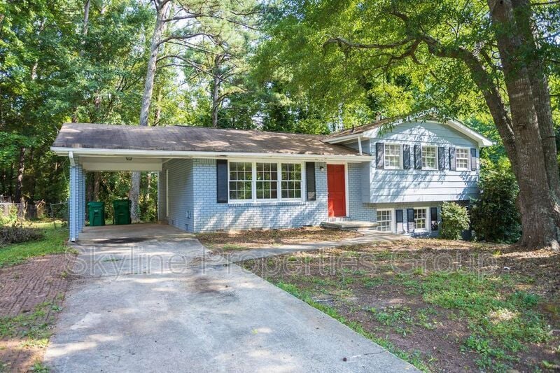 Primary Photo - 2613 McGlynn Dr