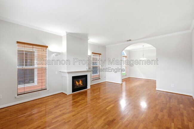 Foto del edificio - 2409 North Blvd