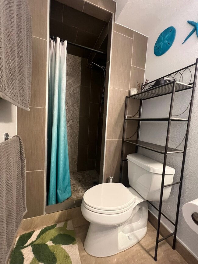 Building Photo - 84-674-965 Farrington Hwy