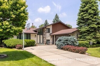 Building Photo - 14518 S Golden Oak Dr