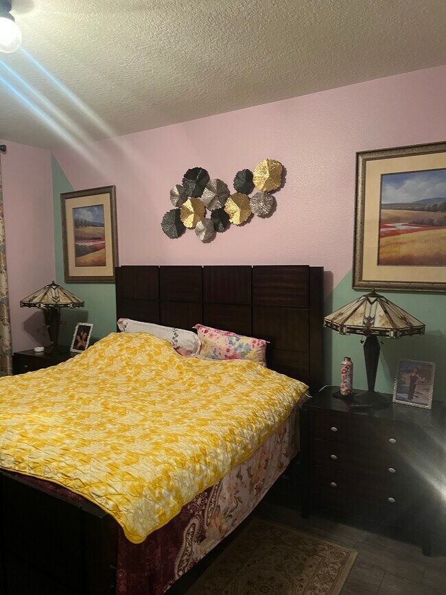 Foto del edificio - 8649 Brookvale Dr