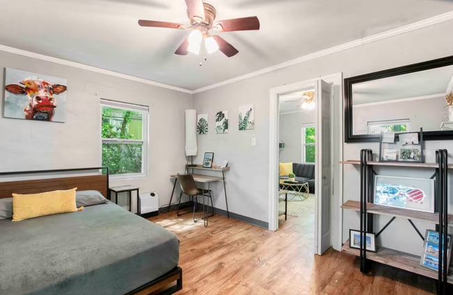 Building Photo - 1908 Fuller St