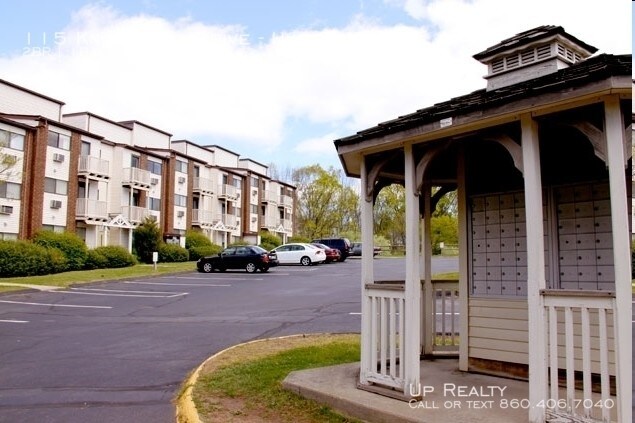 Primary Photo - 115 Knollwood Dr
