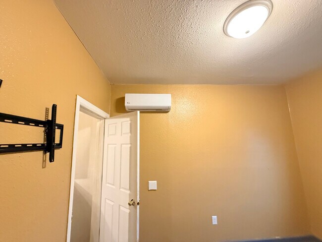 Foto del edificio - 3108 Oakland Ave