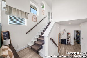 Foto del edificio - 9719 Stillwater Pass
