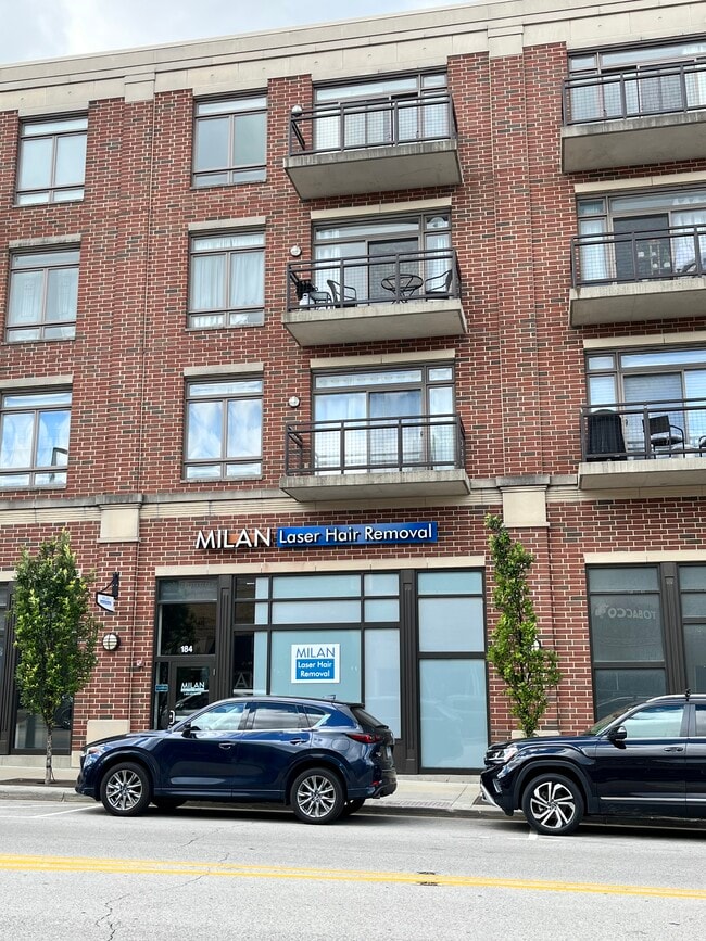 Building Photo - 170 N Northwest Hwy