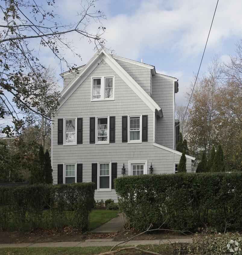 Foto del edificio - 67 Meeting House Ln
