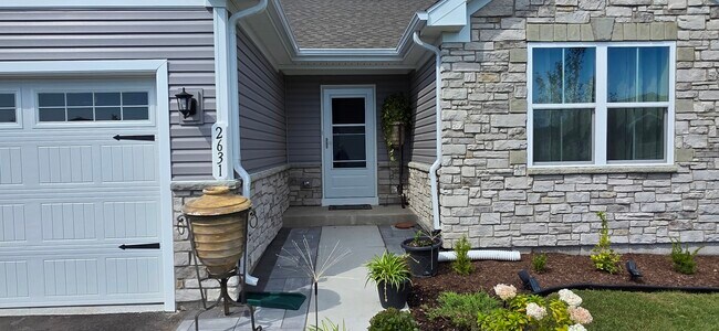 Foto del edificio - 2631 Sutherland Ct