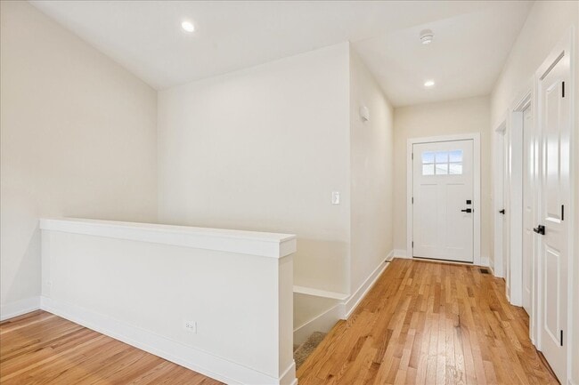 Foto del edificio - 935 Partridge Cir