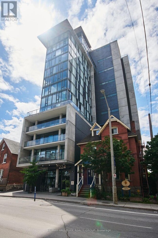 Building Photo - 224 Lyon St. N