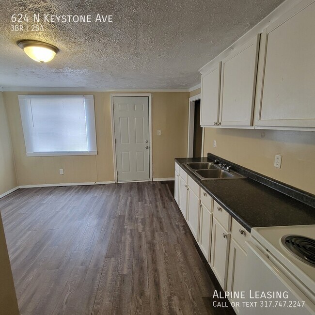 Building Photo - 624 Keystone Ave