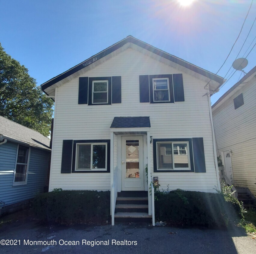 74 Washington Ave, Keansburg, NJ 07734 House Rental in Keansburg, NJ