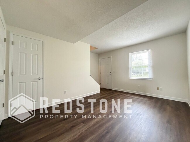 Foto del edificio - 1730 Wood Ave