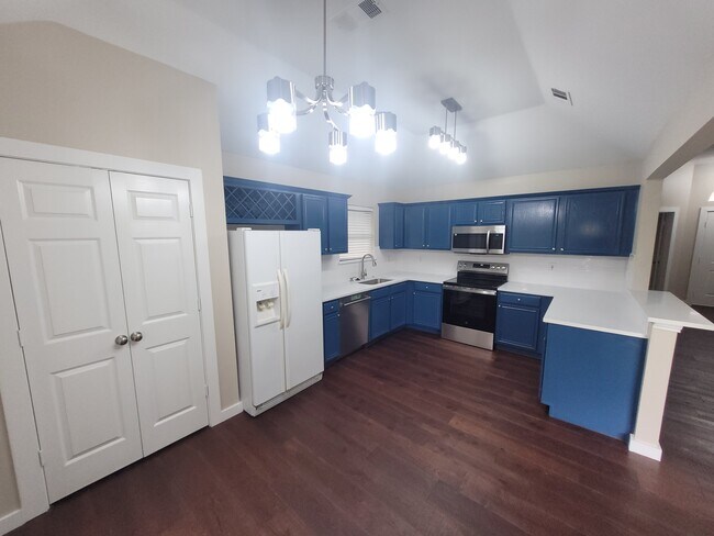 Cocina - 3708 Sycamore Ln