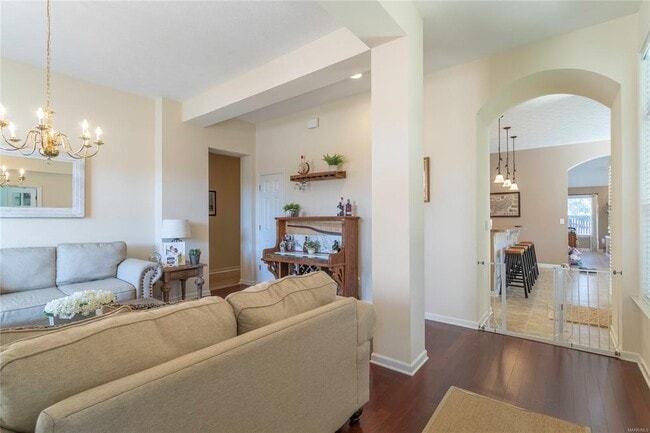 Foto del edificio - 612 Stoneybrooke Way