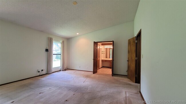 Foto del edificio - 4027 E 82nd Pl