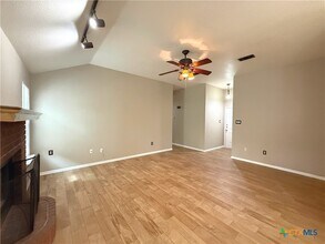 Building Photo - 1002 Northern Dancer Dr