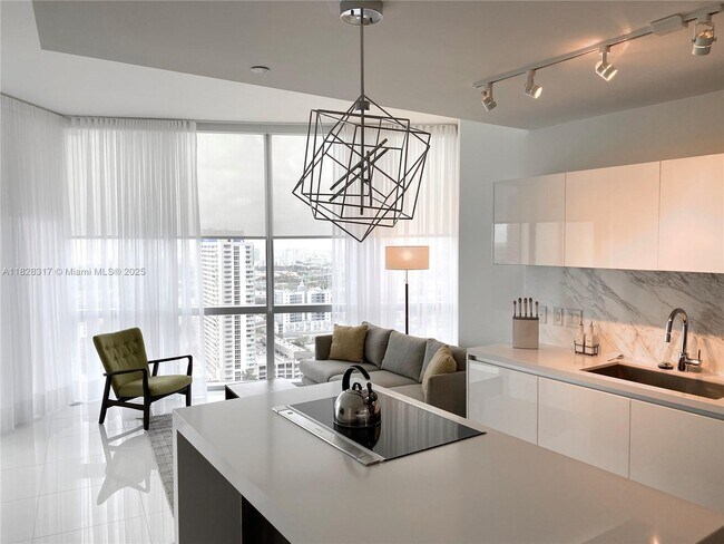 Foto del edificio - 851 NE 1st Ave