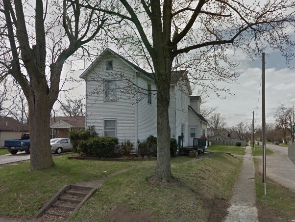 Primary Photo - 939 N West St