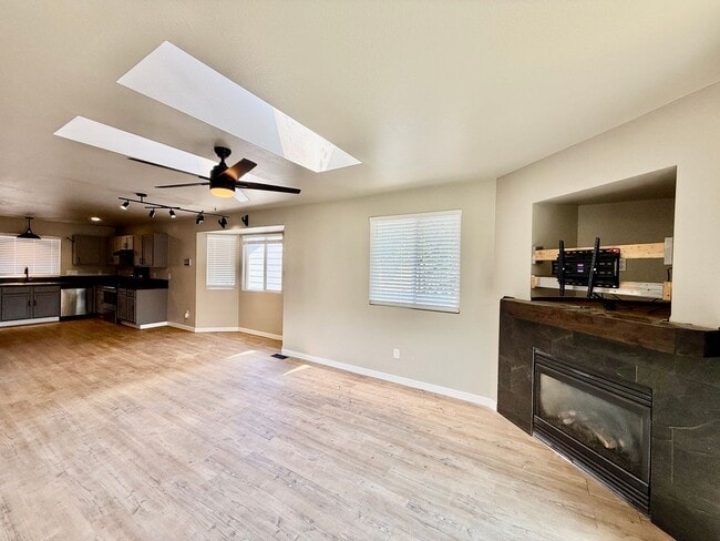 Photo - 4631 Fencer Road House