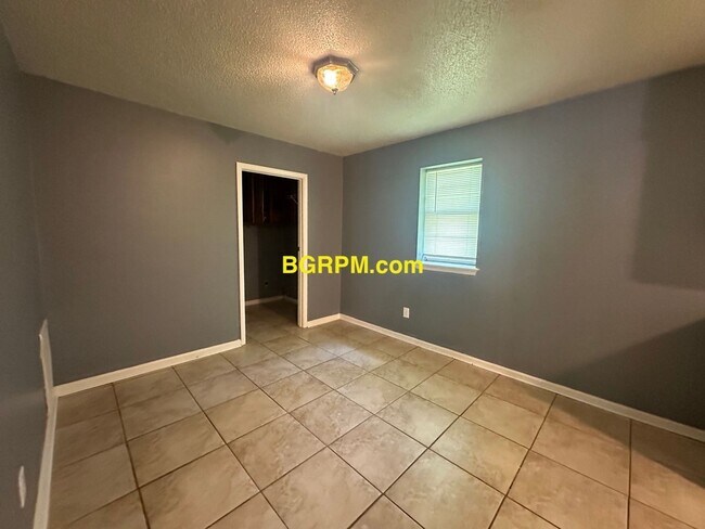 Foto del edificio - 3 BD, 1 BA, home in Cabot