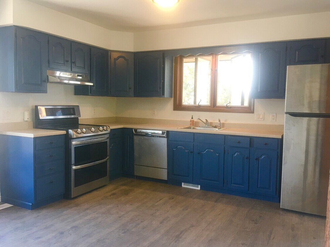 Foto principal - 738 S Watermelon Dr