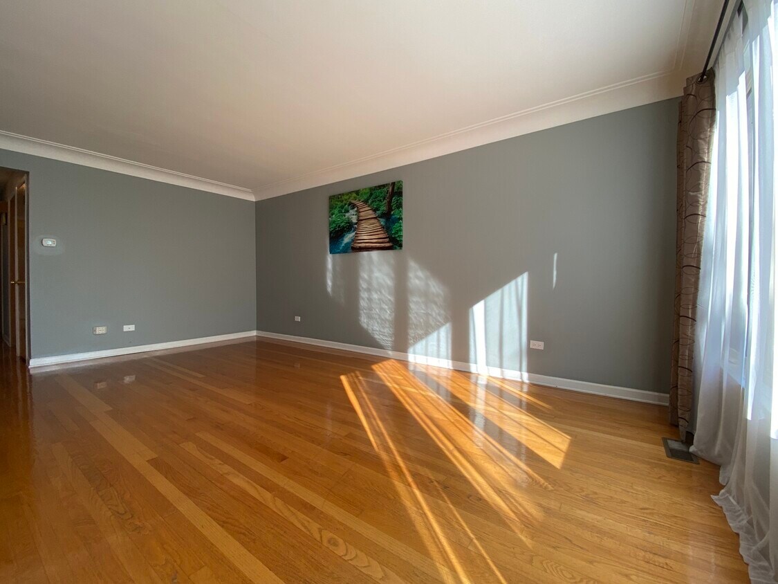 Foto principal - 4536 Nottingham Ave