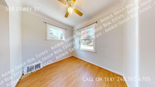 Foto del edificio - 508 Dewey St