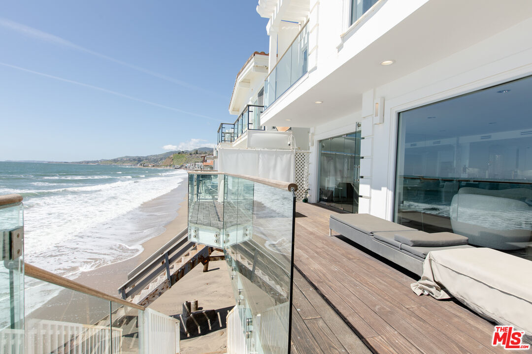 Foto principal - 21330 E Pacific Coast Hwy