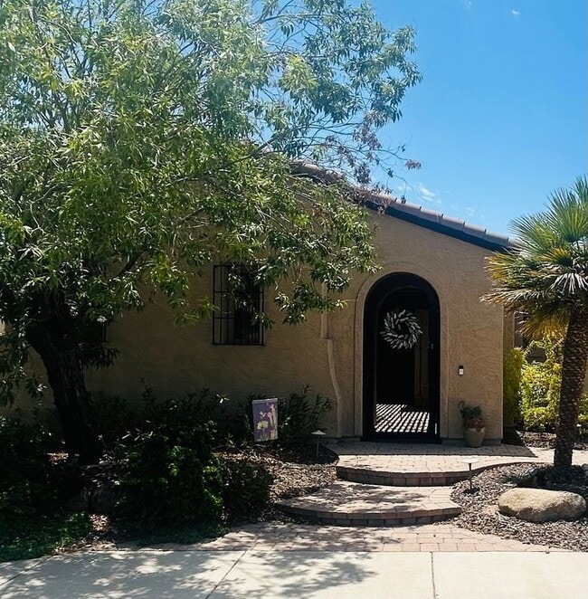 Building Photo - 12657 W Fetlock Trail