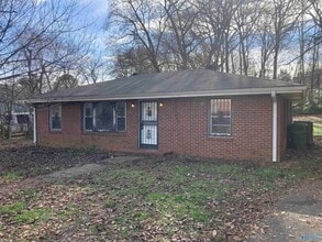 Building Photo - 3205 Hillandale Rd NW