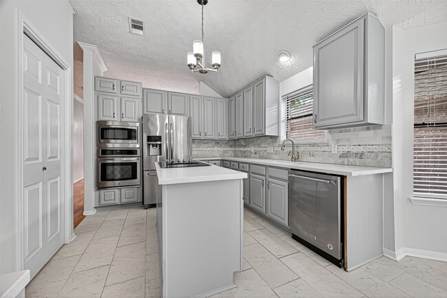 Building Photo - 14115 Withersdale Dr