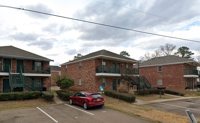 Building Photo - GS-Oak Village I