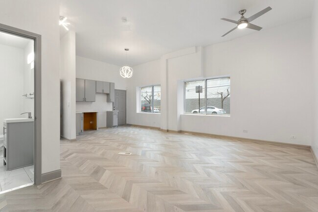 Foto del edificio - 2602 W 23rd St