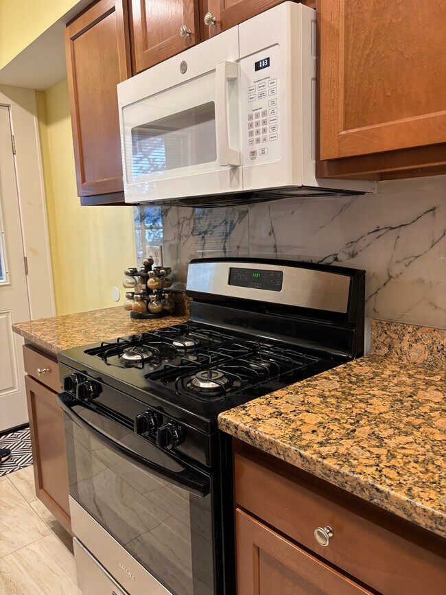 Foto del edificio - 2257 Grandview Ave