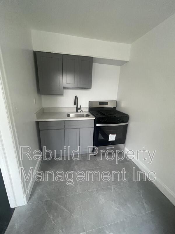 Photo - 4037 Edgewood Rd Apartment