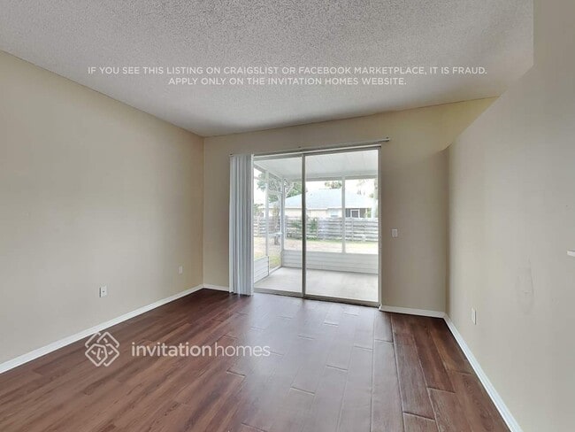 Building Photo - 9106 69th Ave E