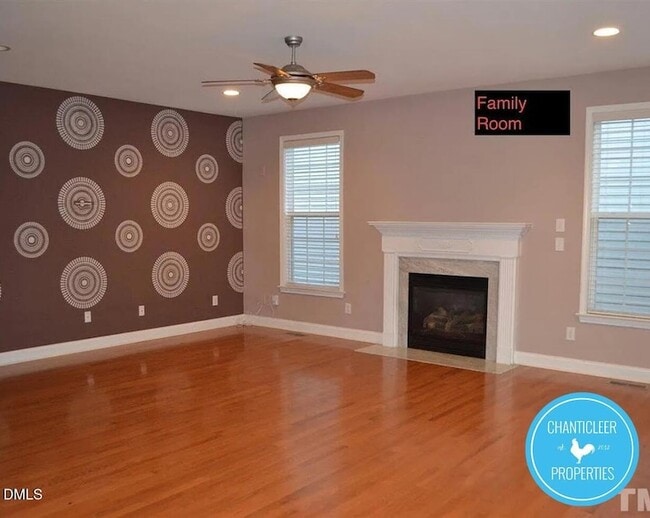 Building Photo - 200 Elmhaven Way