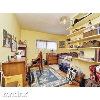 Foto del edificio - 4 br, 1 bath Townhome - 5557 Darlington Rd