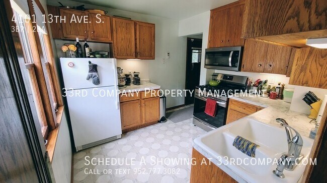 Building Photo - Move in ready charming 3-bedroom 2-bath home!