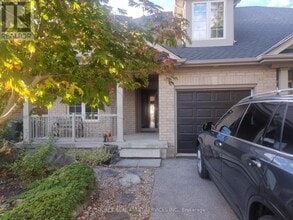 Building Photo - 136 McArthur Crescent