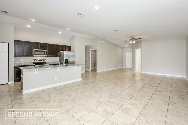 Foto del edificio - 3001 Firwood Ave SE